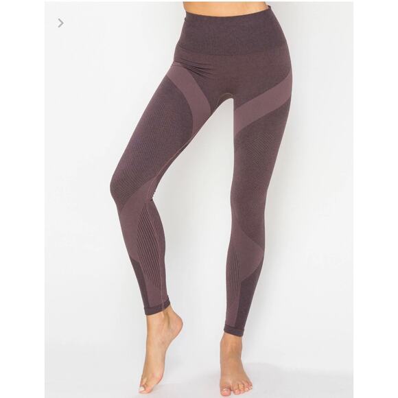 VIMMIA Black Gray X Seamless Mesh Athletic Leggings Size Small - Picture 8 of 9